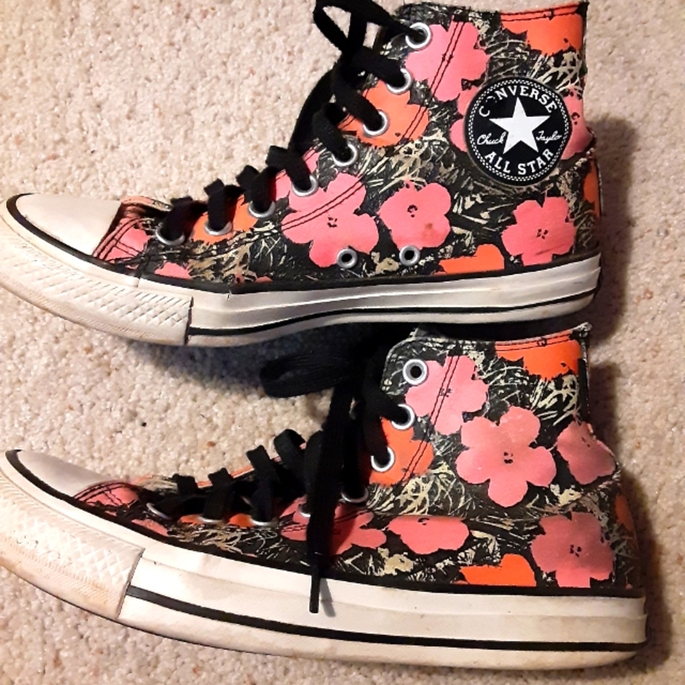 Andy Warhol Limited Edition Glow in the Dark Pink Flowers Converse Size 8.5